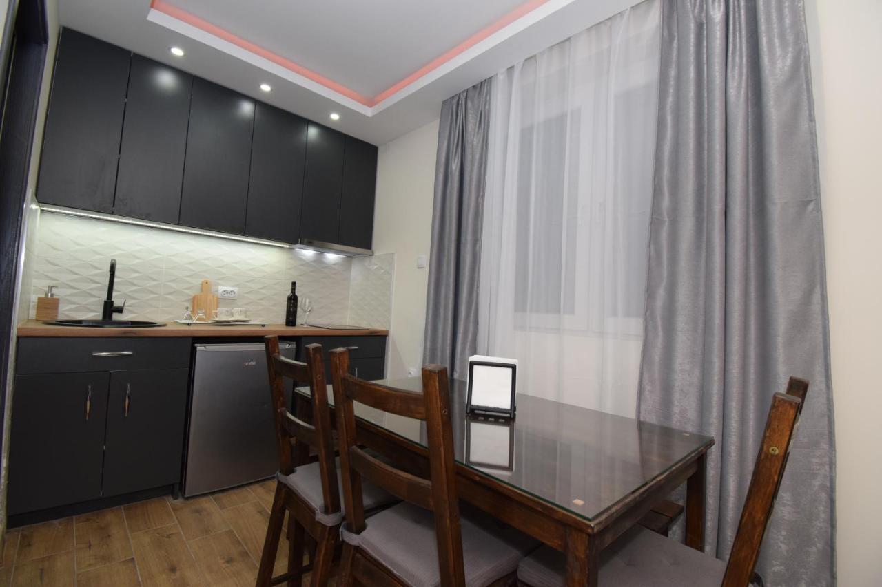 Apartments Wolf เบลเกรด ภายนอก รูปภาพ